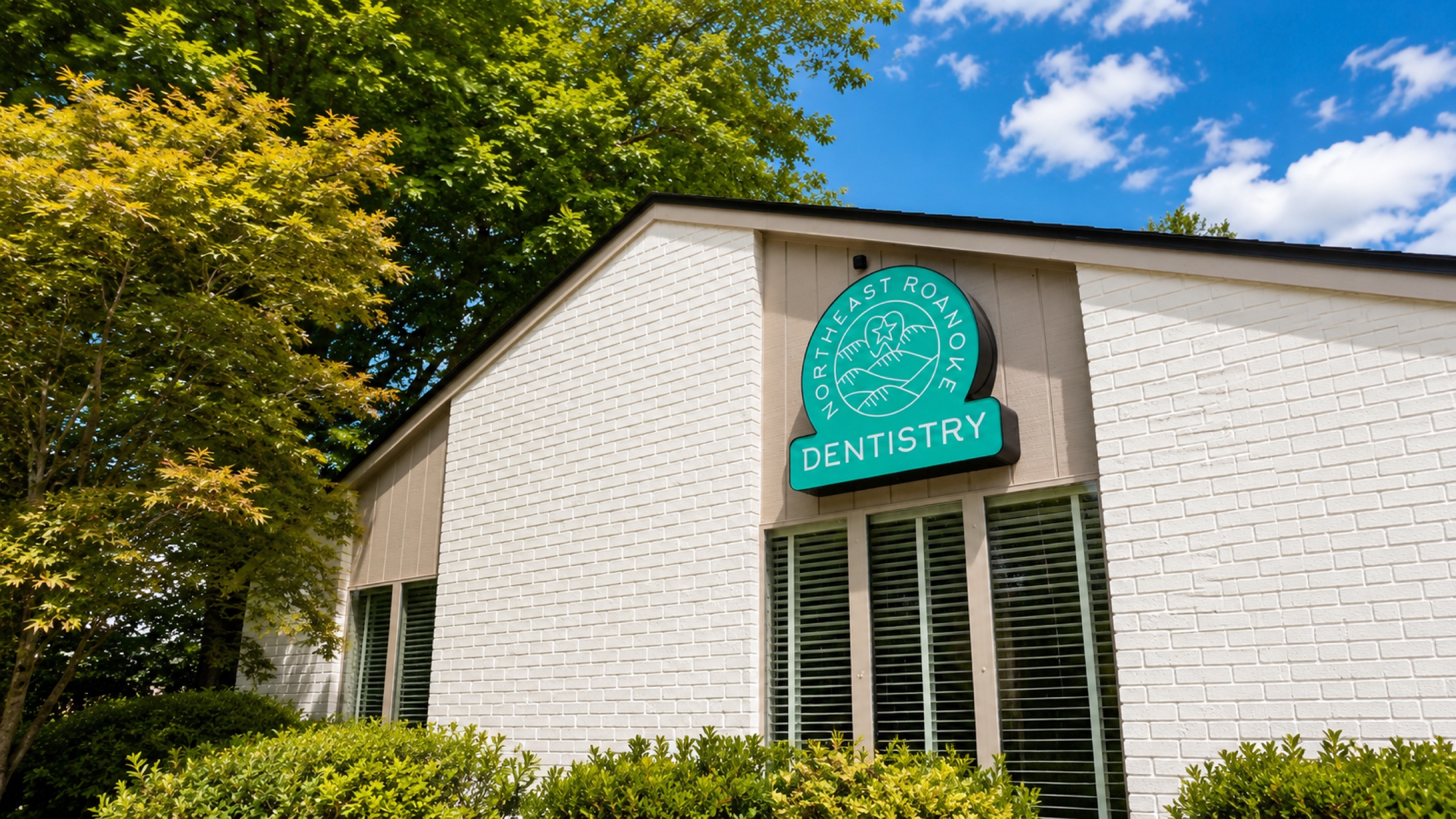 Northeast Roanoke Dentistry, exterior on Orange Avenue NE
